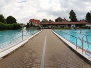 Freibad Ludwig-Jahn-Bad Ottweiler - Unerwartet flotter Rutschenspaß im Saarland